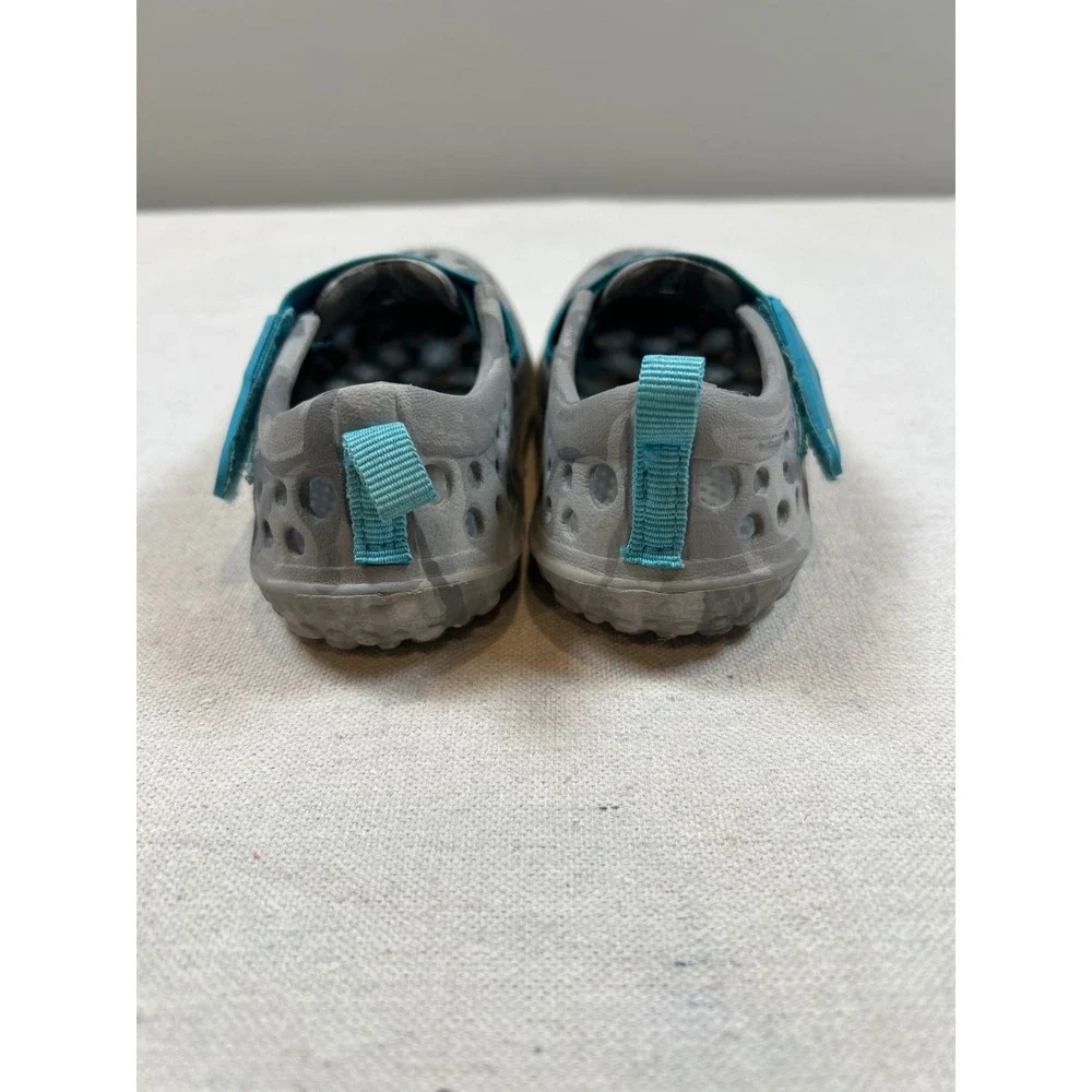 Western Chief Kids Grey Teal Marbled Perforated Water Shoes Size 9